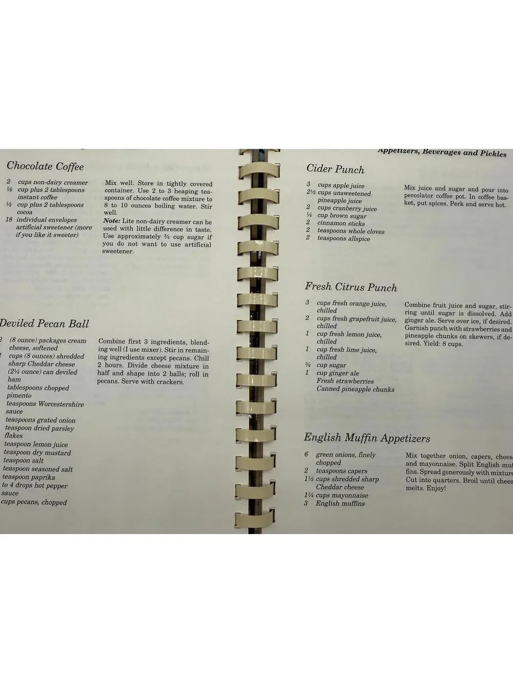 Vintage Florida Cookbook: Sand in My Shoes, Southern Recipes